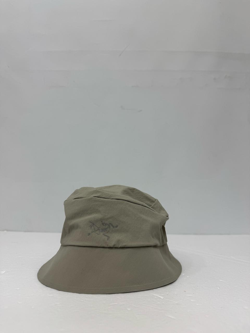 아크테릭스 모자