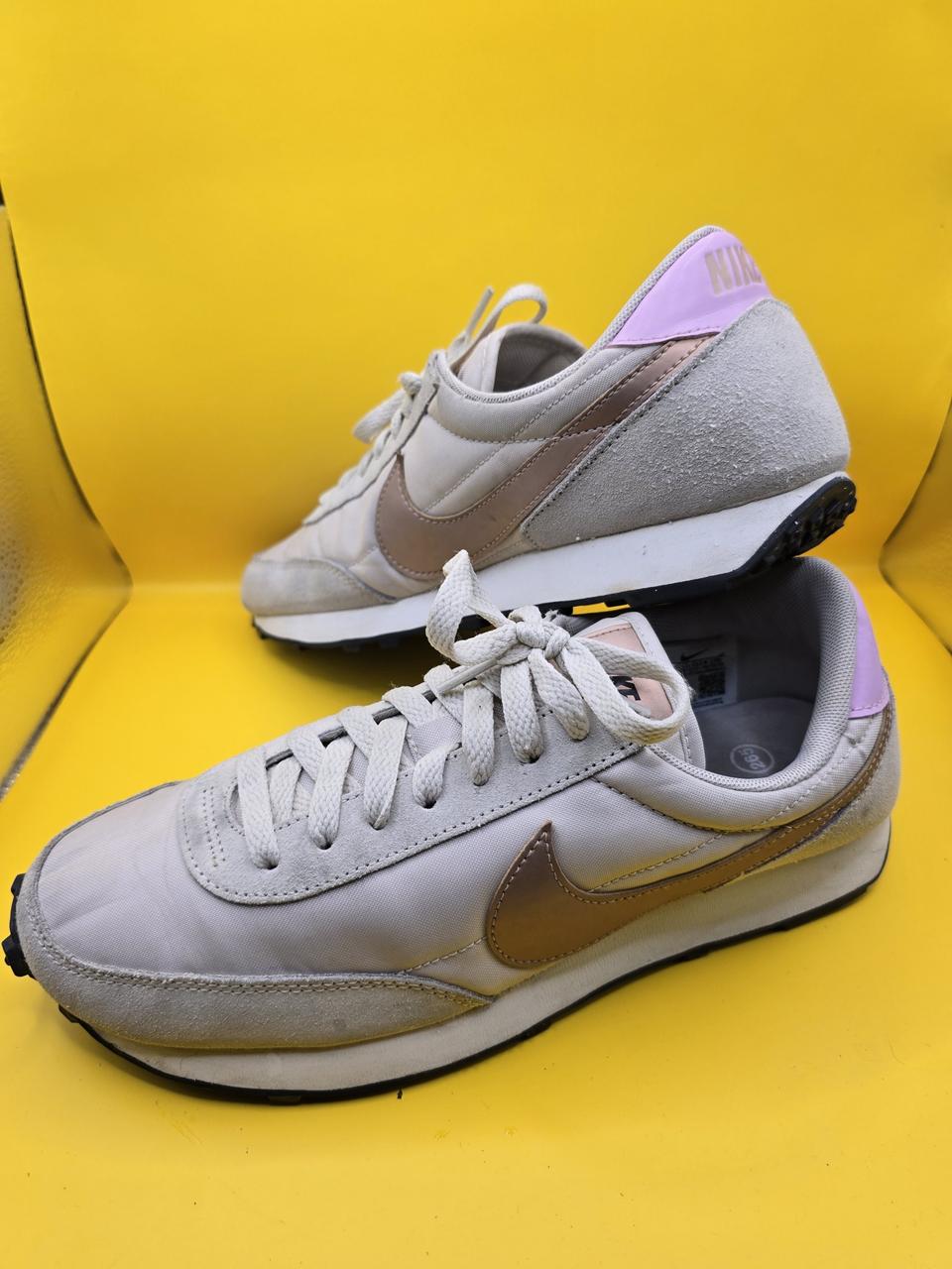 나이키 데이브레이크 베이지핑크  로즈골드 스우시 운동화265