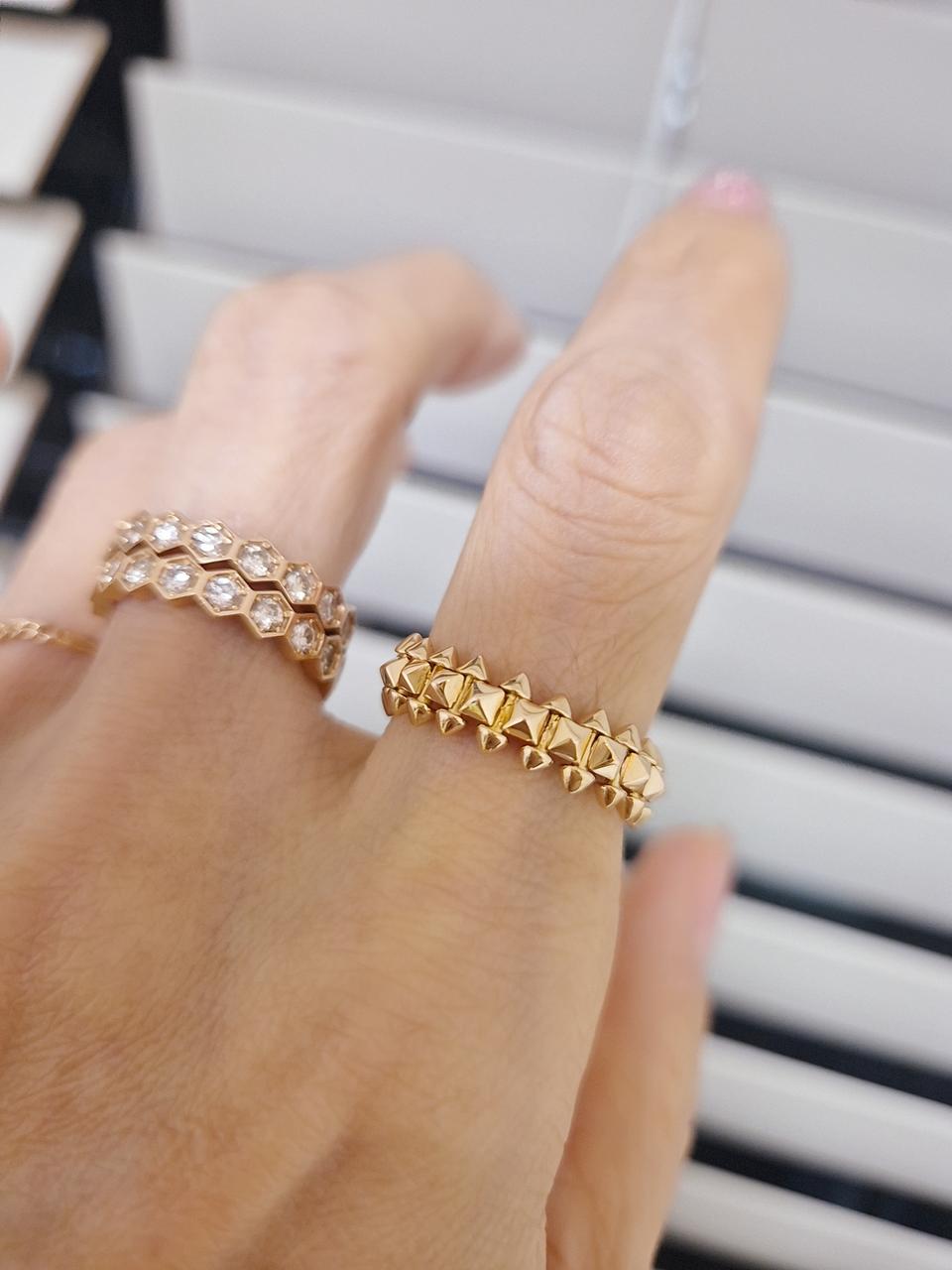 18k 트렌디 쉬드 반지