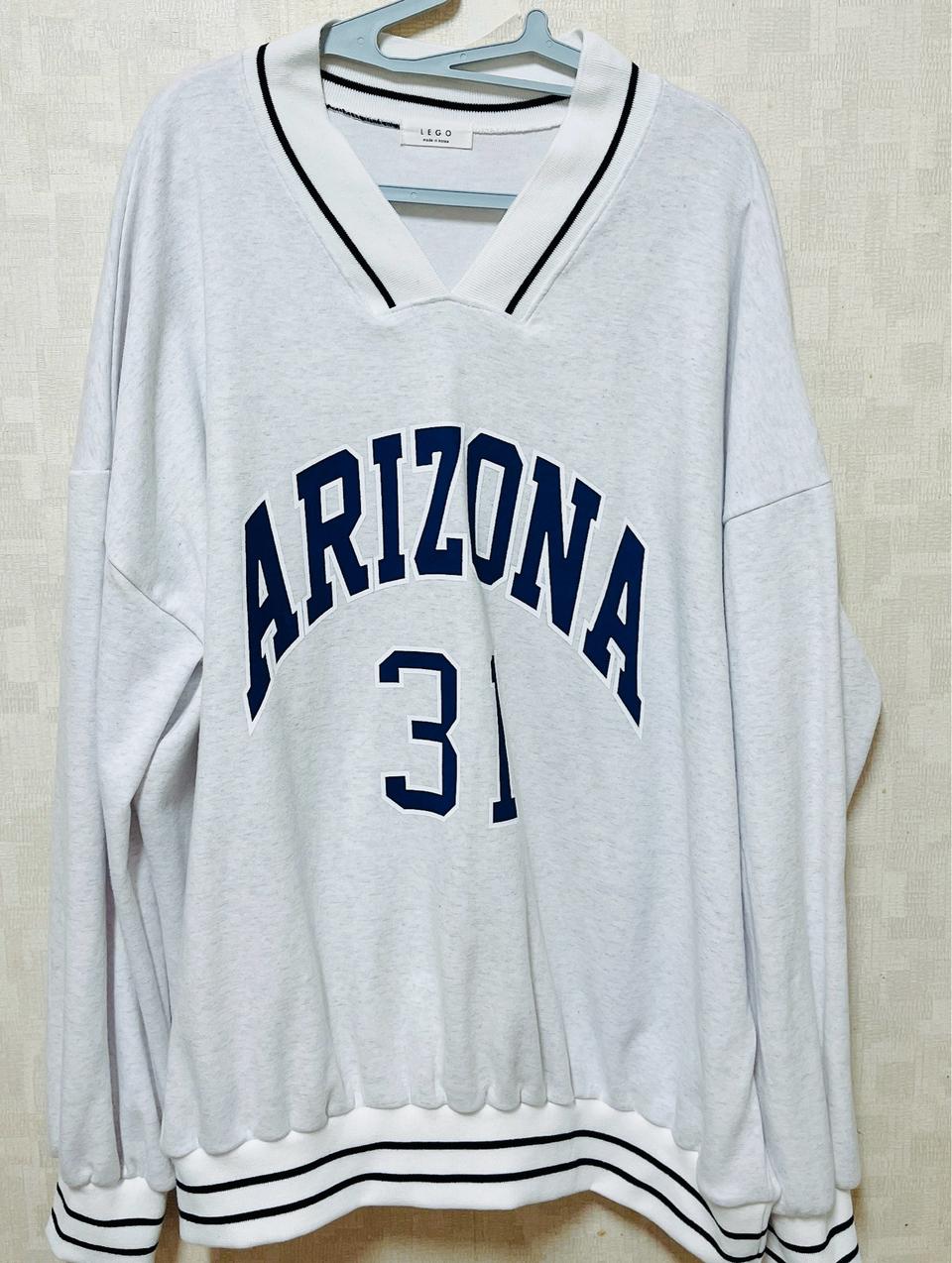 (새상품)디자인이 이쁜 봄신상&맨투맨&색상이쁨!