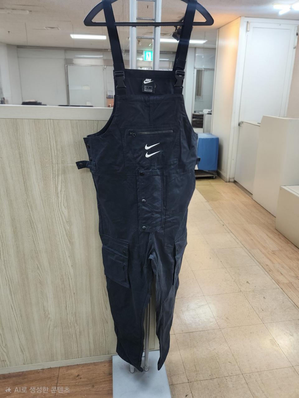 (정품) 나이키 스우시 오버롤 블랙화이트 (L)