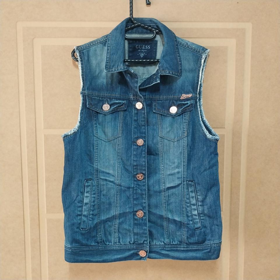 게스 데님 조끼 66~77 정도