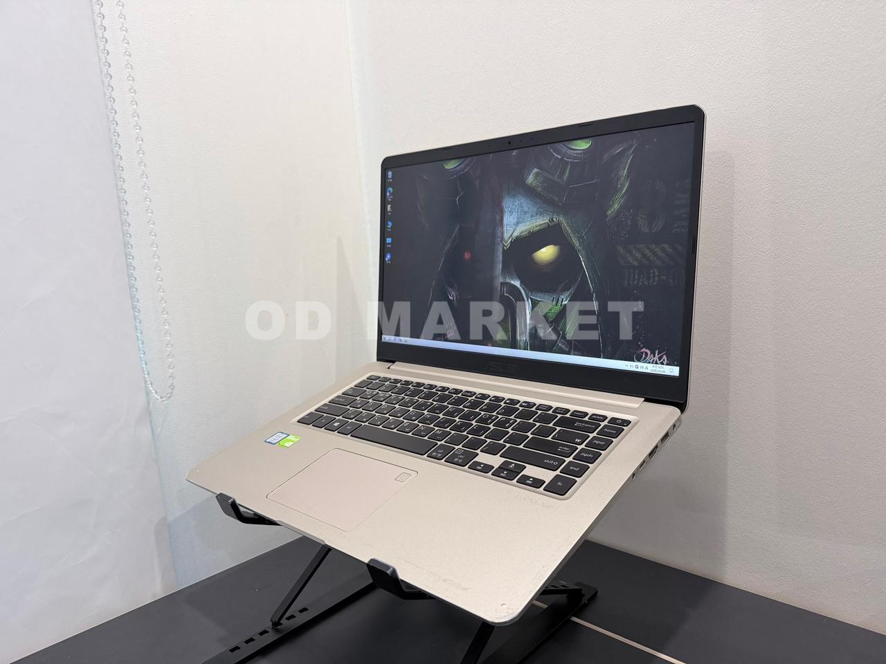 아수스 게이밍 노트북(MX150,i7,8세대)