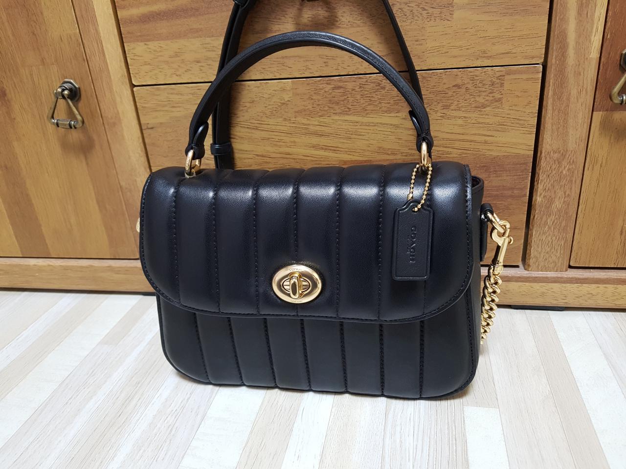 (새상품)코치 말리 사첼 크로스백