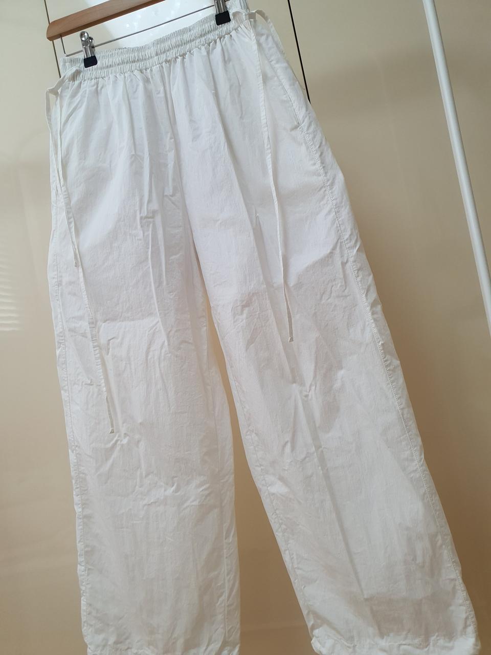 화이트 와이드 팬츠 (새상품)