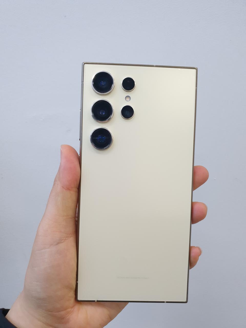 갤럭시 S24울트라 512기가 옐로우 644