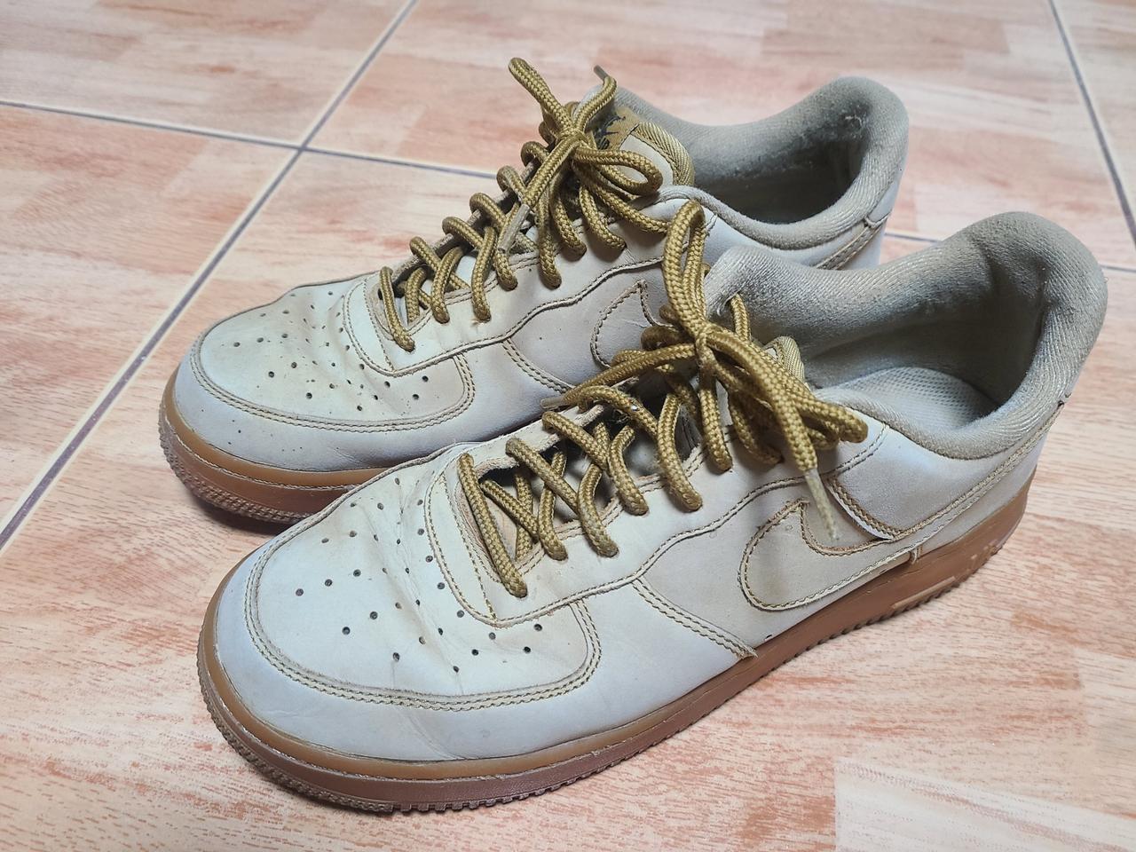 나이키 에어포스 된장 플랙스 265