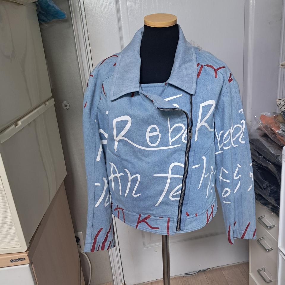 Juicy Judy 쥬시쥬디 그래피티 데님 자켓 XS(44~55)