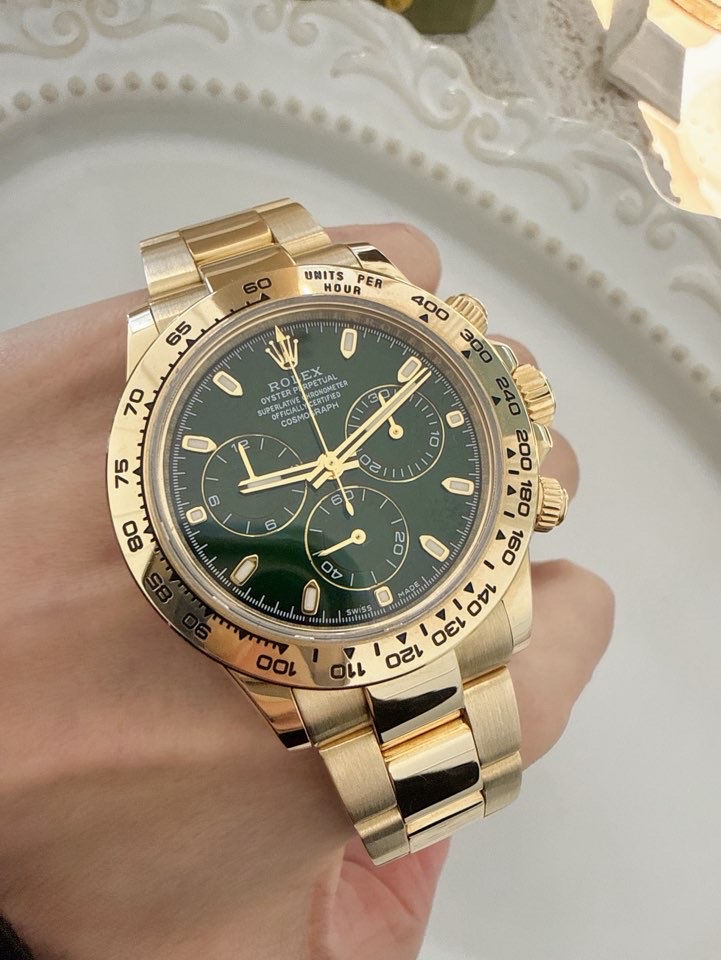 18케이 금통시계