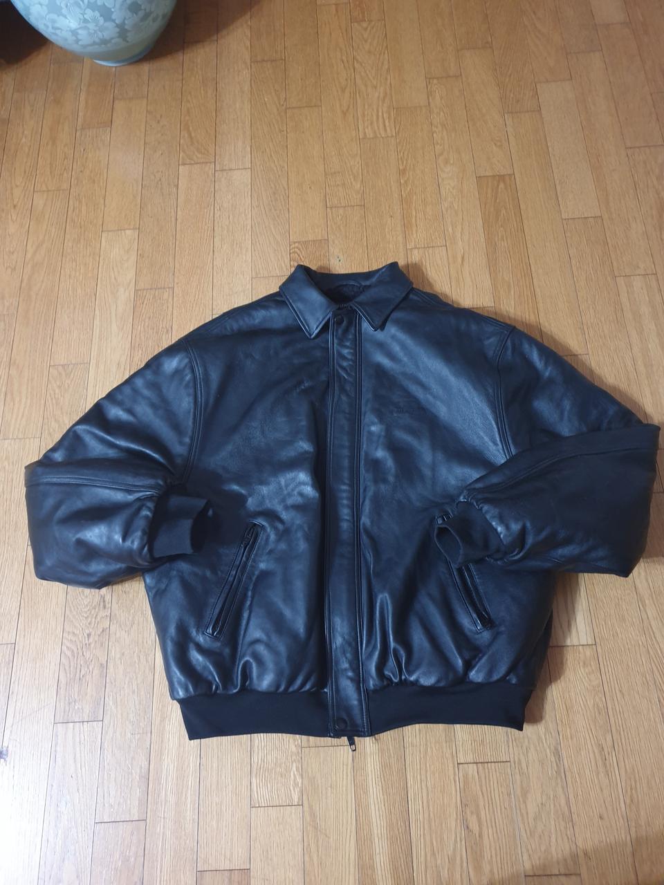 발렌시아가 유니섹스 가죽 자켓 S(110)