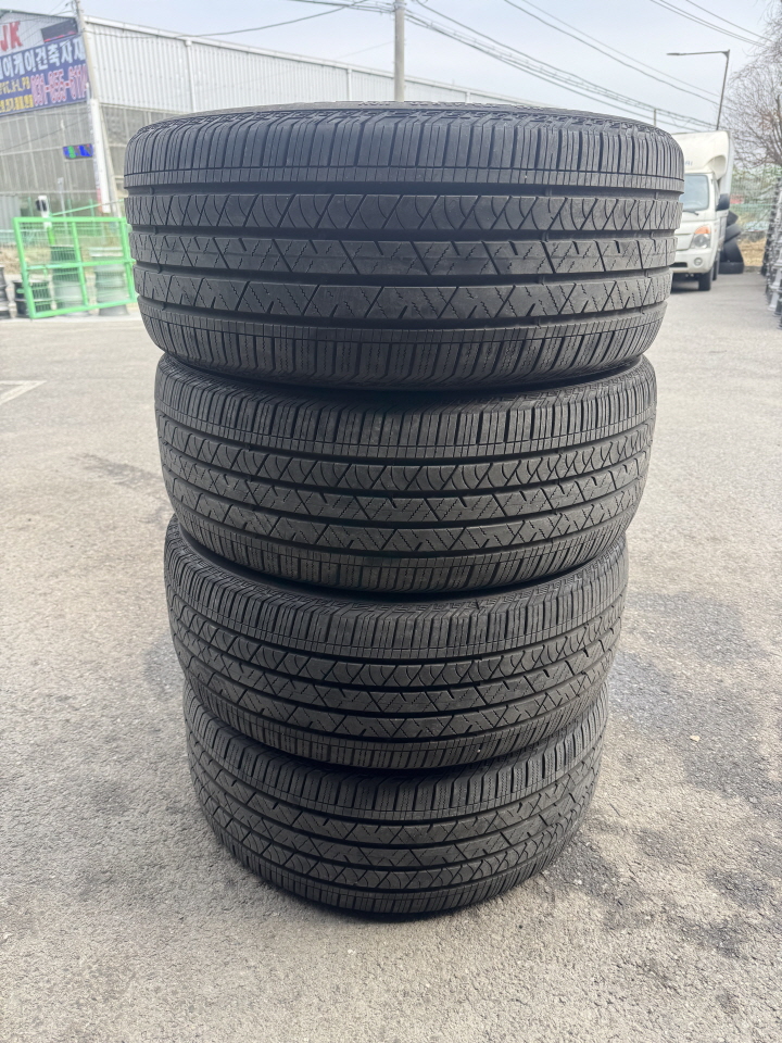 265 45 20 , 275 45 20  콘티넨탈 흡음제 중고타이어 