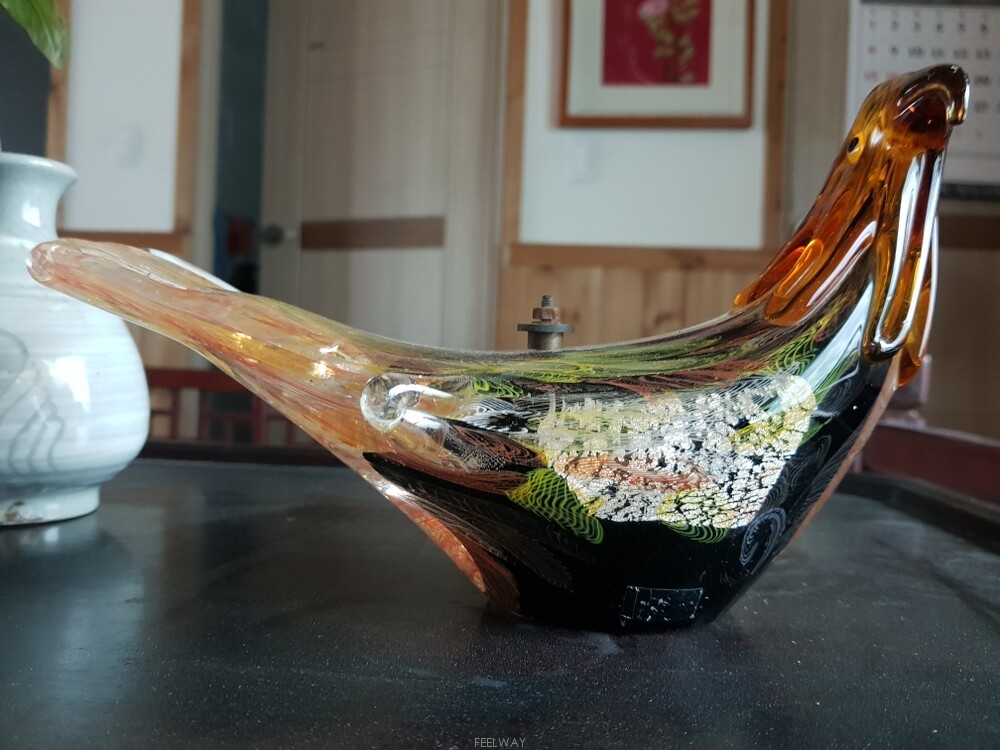 서양엔틱~핸드메이드 유리공예 예술작품 단한점 영롱한 새조각 개인수집품