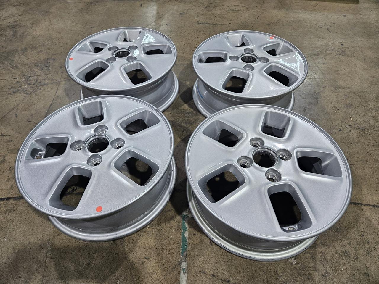 레이 14인치 중고 순정 휠 4개 팝니다