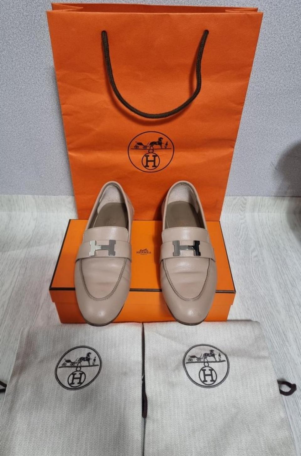 정품 여성 에르메스 은장 파리로퍼 38사이즈