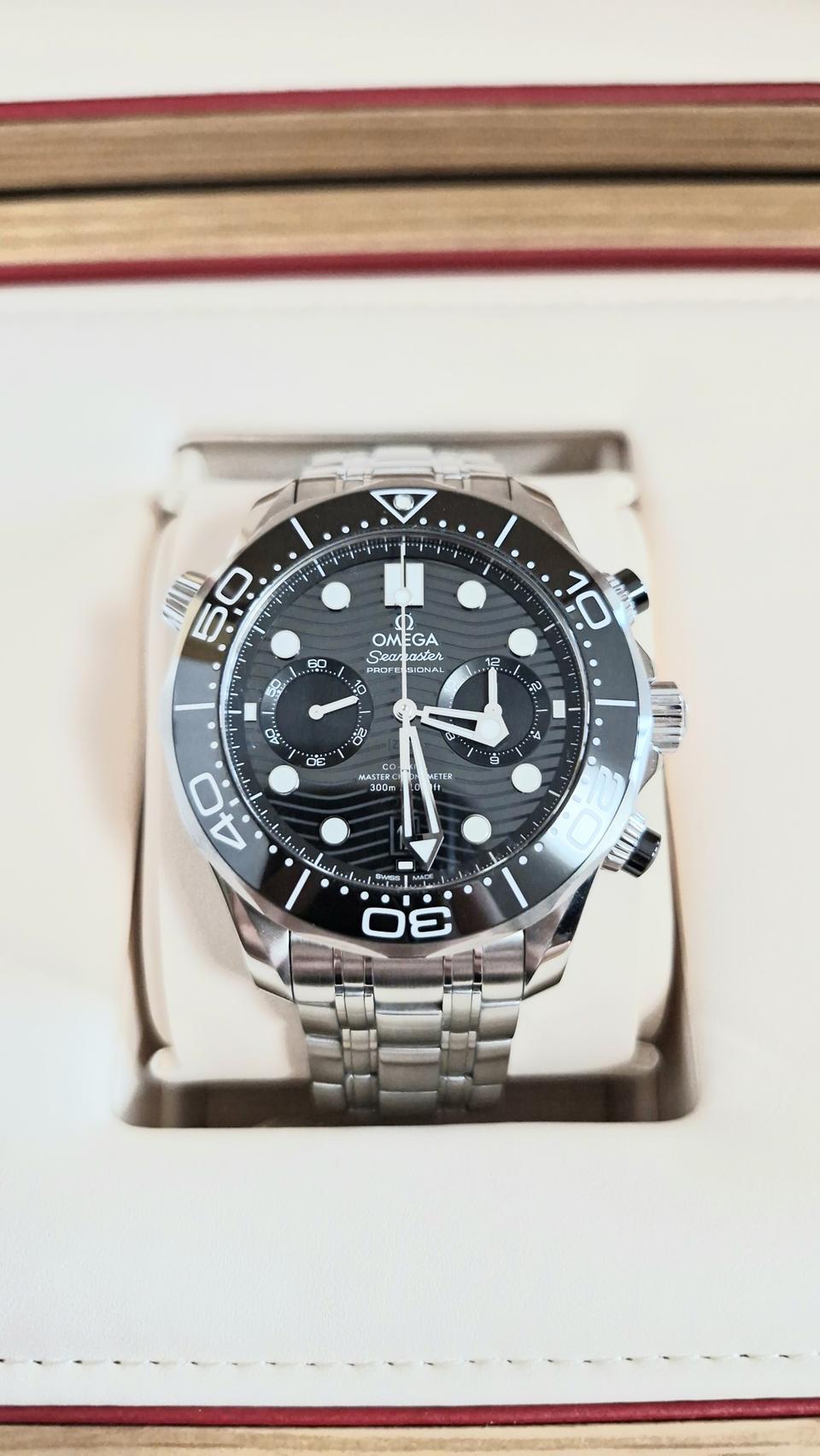 오메가 씨마스터 다이버 300M 크로노그래프 44mm