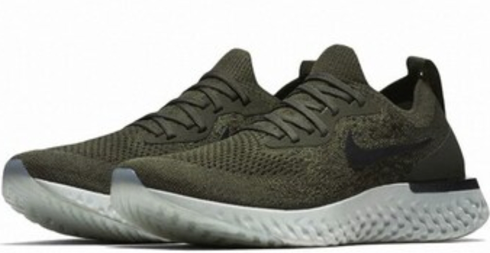 나이키 운동화 카키색 런닝화 250mm