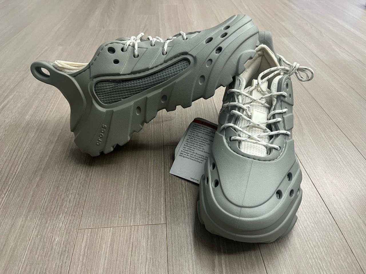 크록스 트래킹 운동화 250 새제품 정가169000