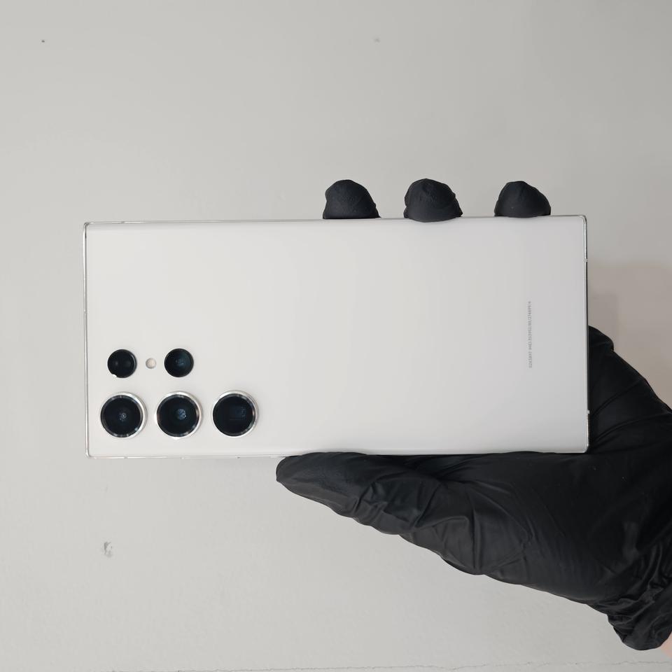 갤럭시S23울트라 512기가 크림 (무잔상) / 0311