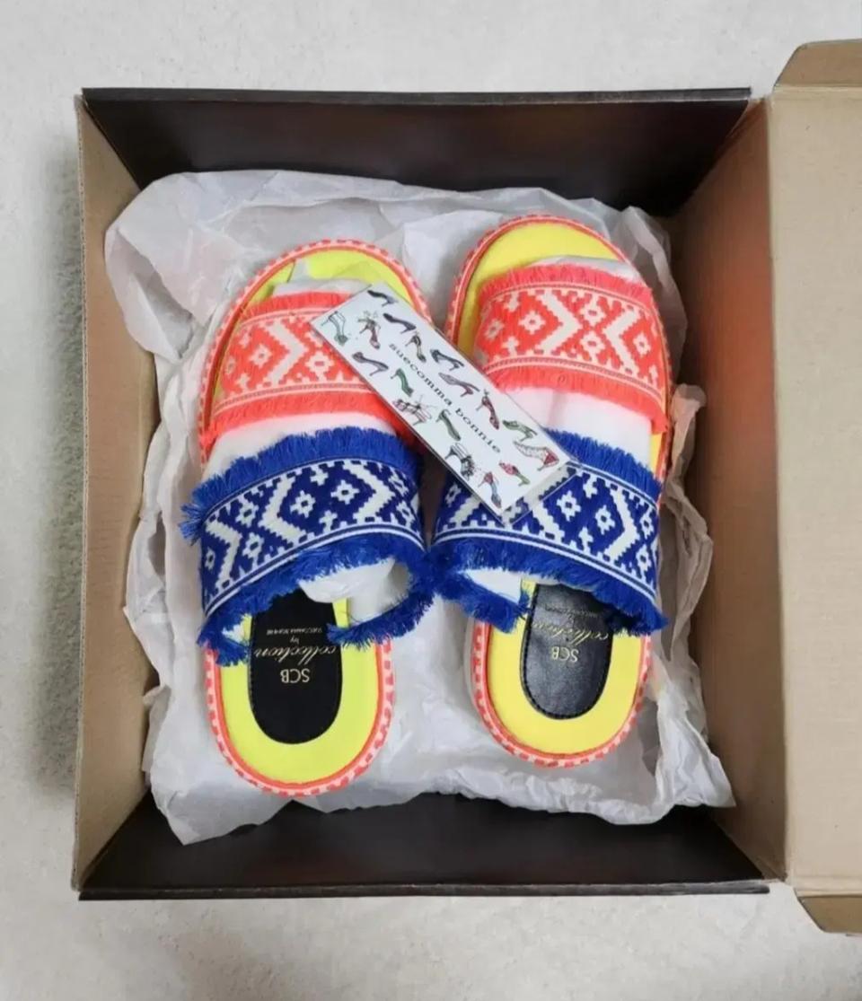 새상품/슈콤마보니 프린지 키높이 슬리퍼37