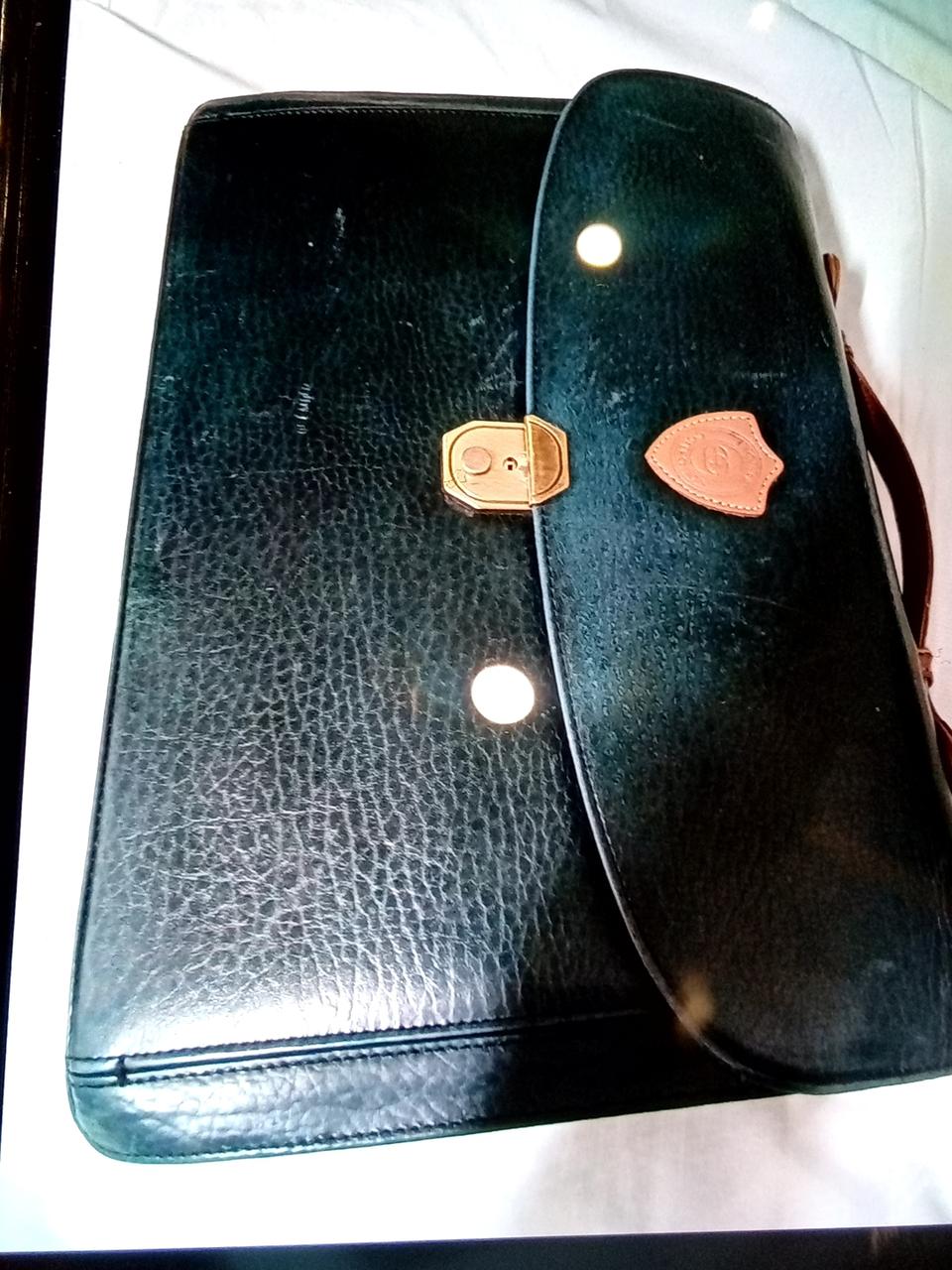 에스콰이어 클라식 빈티지 하드케이스 가방