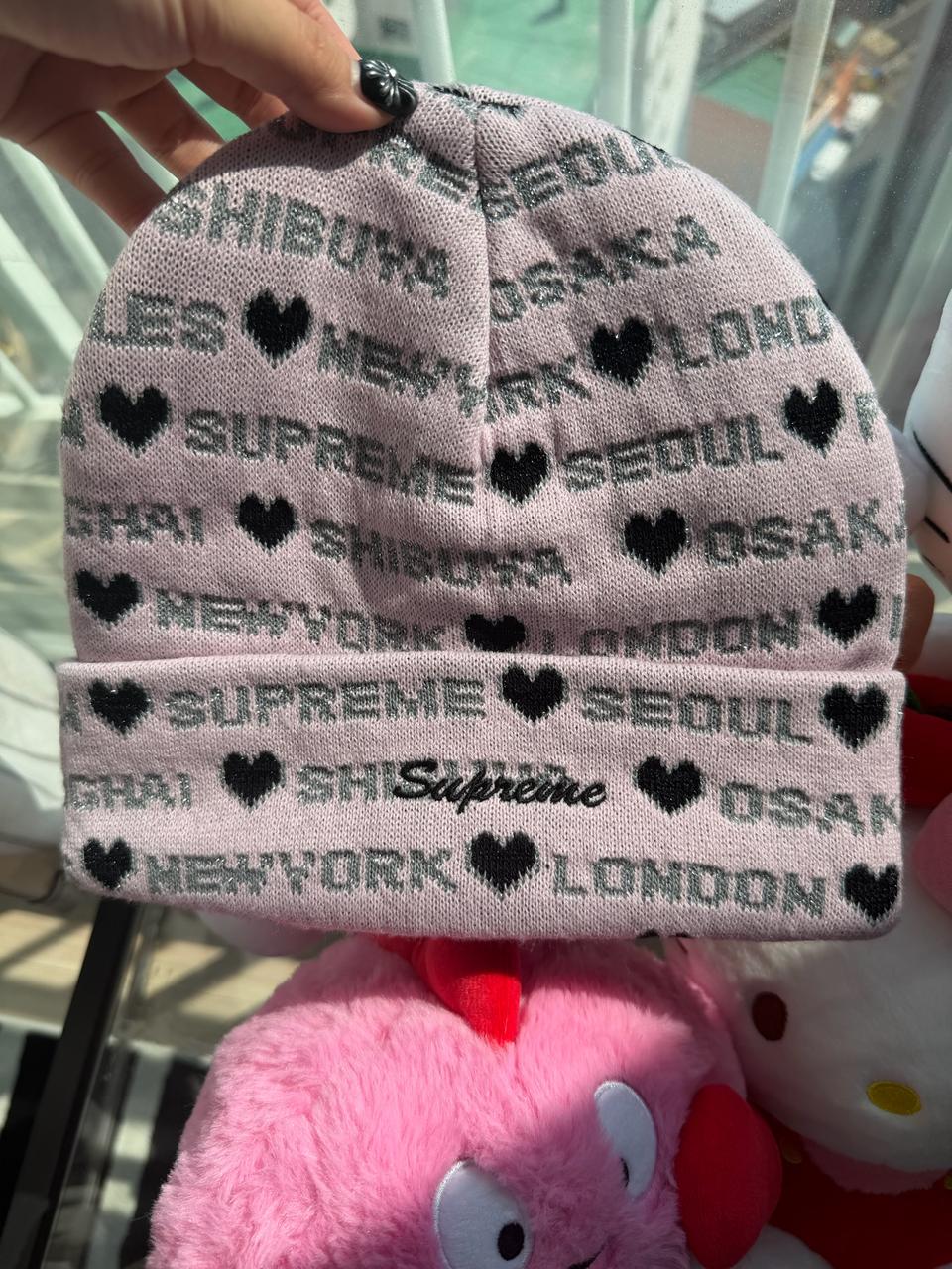 슈프림 핑크 하트 비니
