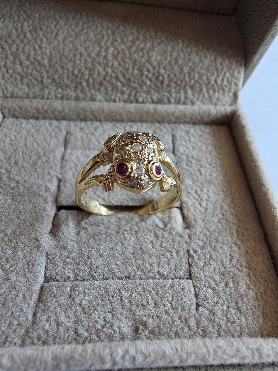 14K 큐빅과 루비가 박힌 개구리디쟌 반지