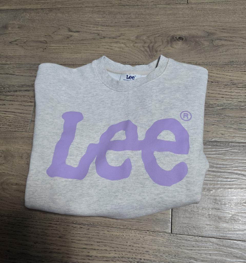 Lee  맨투맨 크롭 티ㅡs