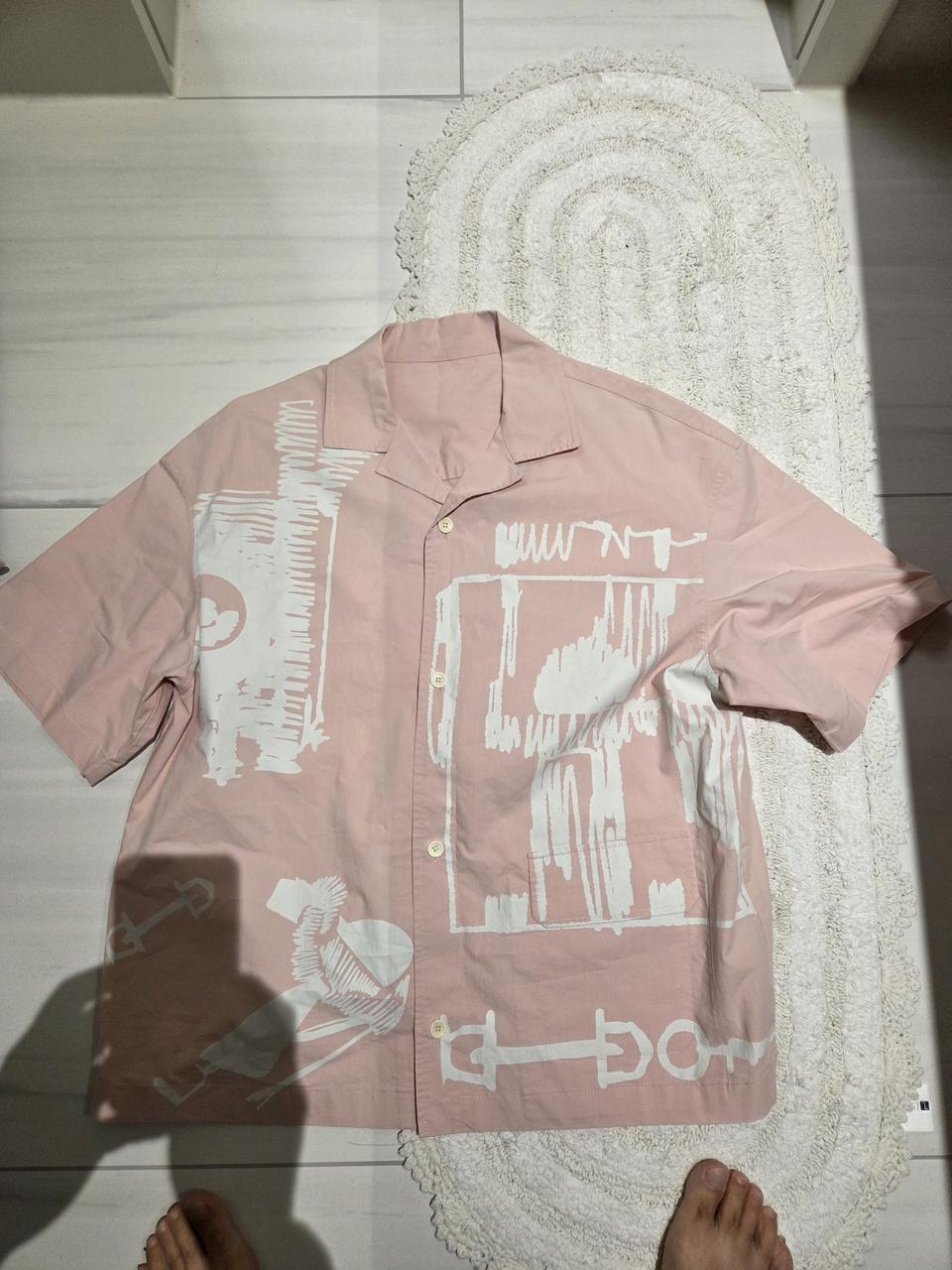 시스템옴므 정품 오버핏 연핑크 일러스트 반팔셔츠 100사이즈