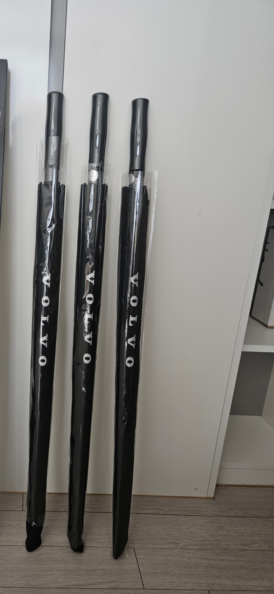 볼보 장우산 3개.(일괄판매5만원)