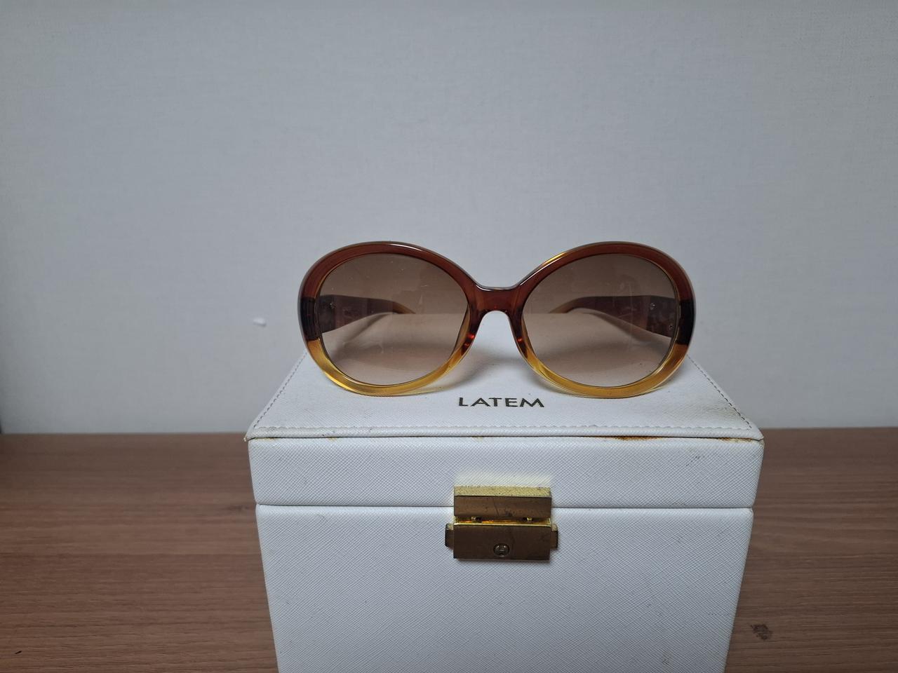 이신우 선글라스