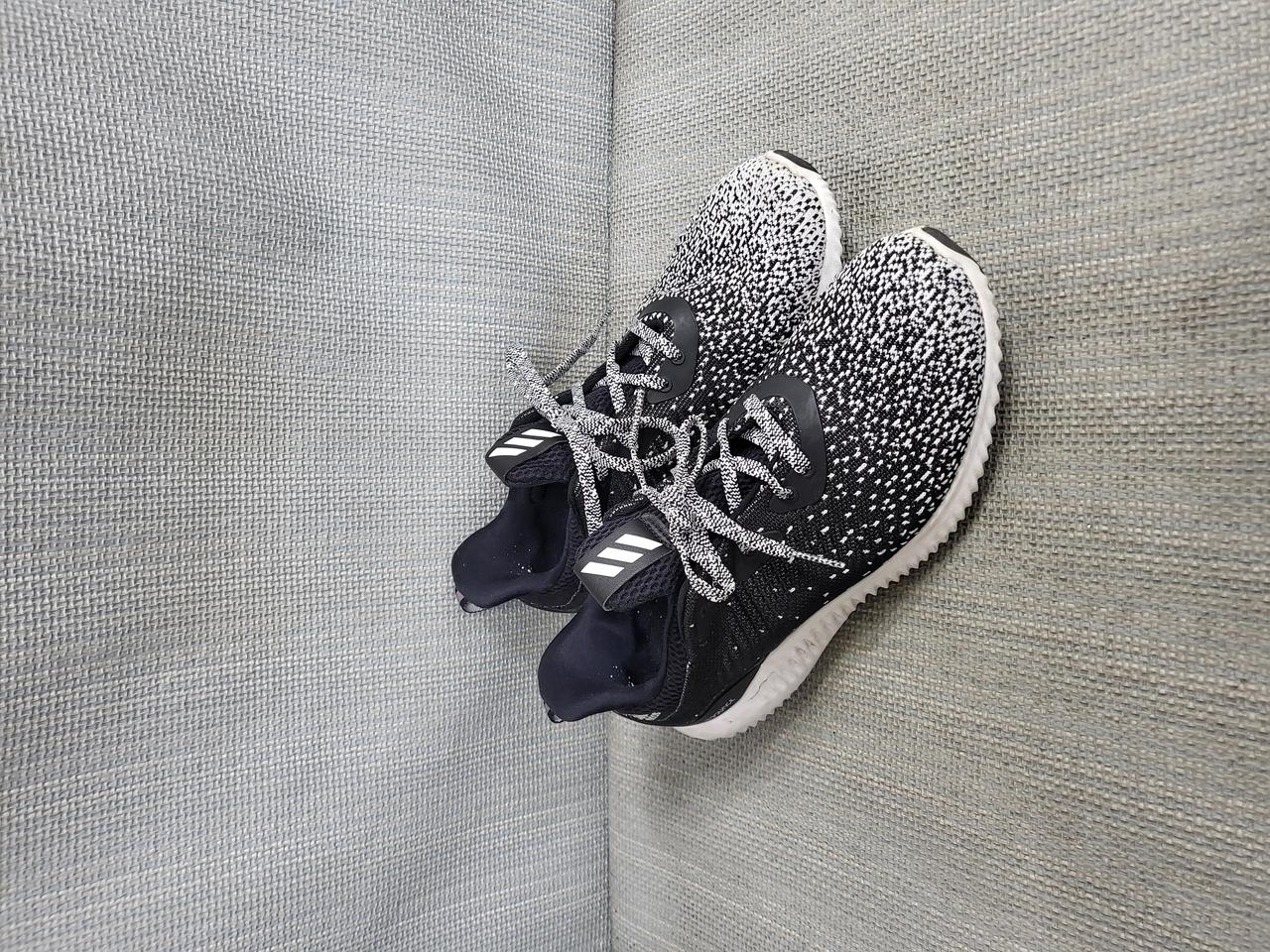 아디다스 알파바운스 런닝화 240