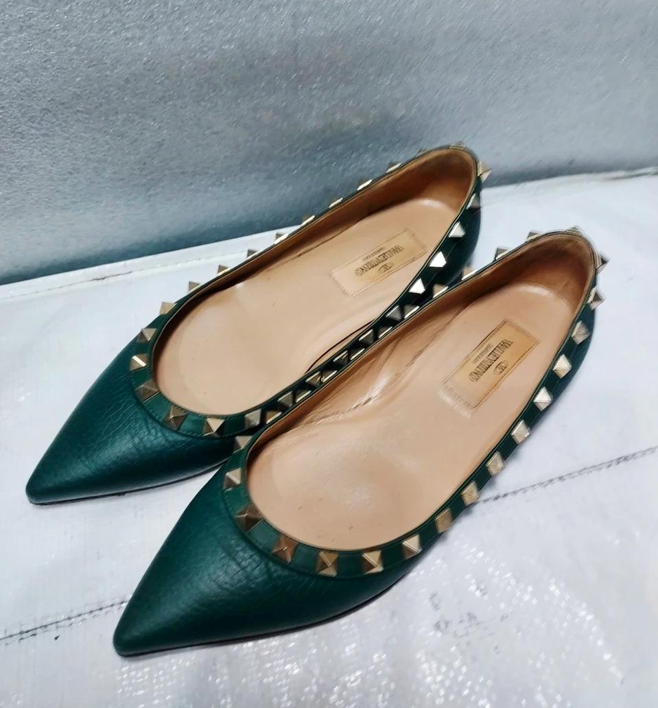 발렌티노정품락스터드플랫슈즈