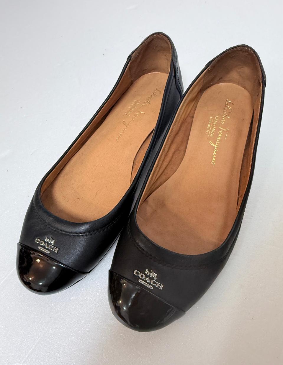 코치 블랙 가죽 플랫슈즈 발레리나 슈즈235
