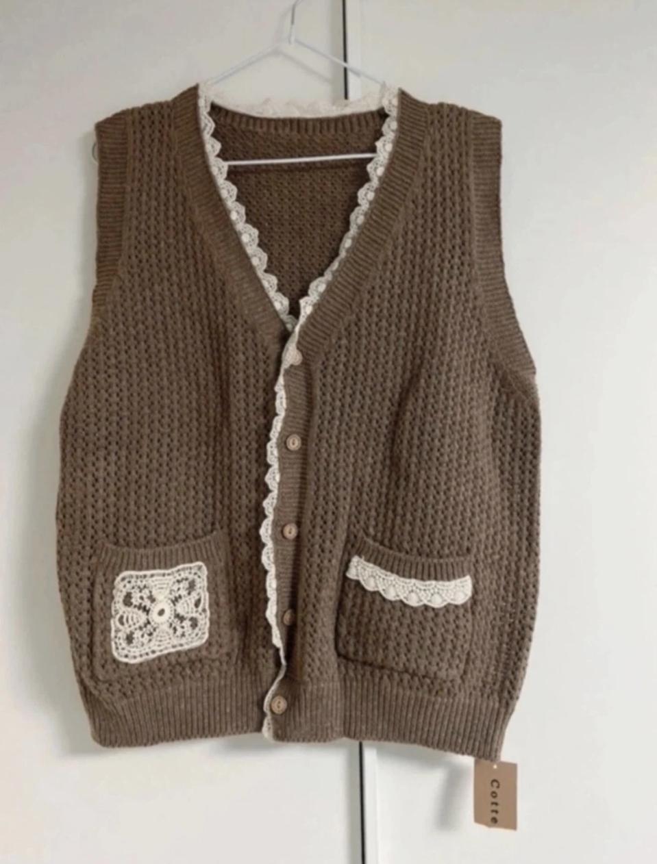 브라운 니트 조끼 아메카지 할매룩 모리걸 시골소녀룩 니트쪼끼