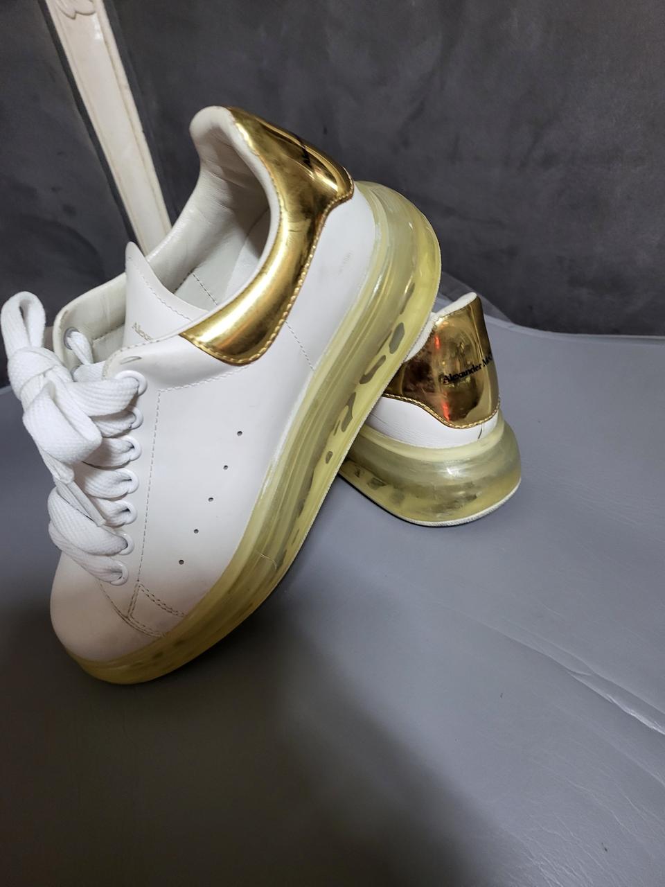 알렉산더 맥퀸 오버솔 스니커즈 37