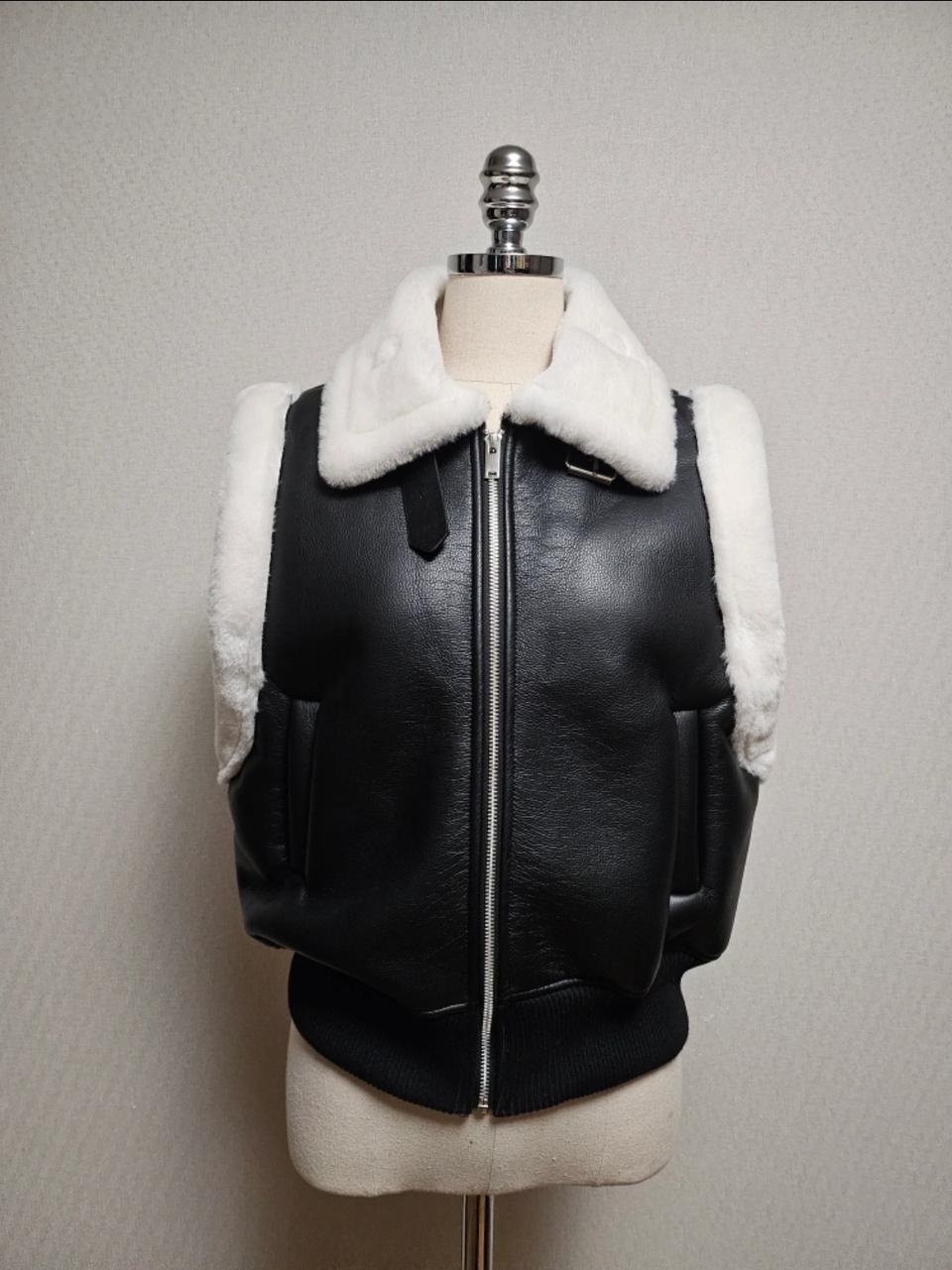 무스탕 베스트 털 조끼 거의새상품