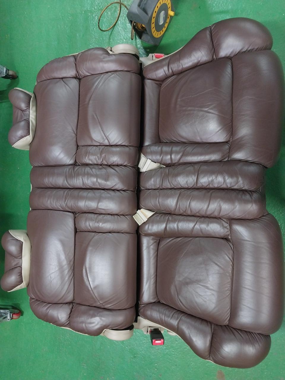 그랜드카니발 4열 시트