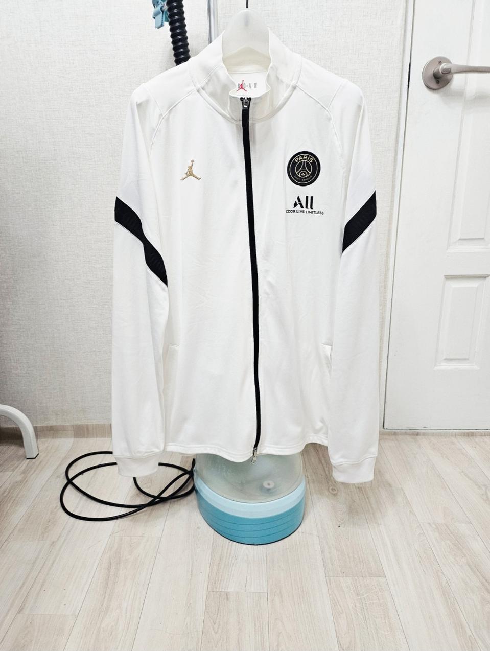 (100)L☆우주매물☆나이키조던[PSG]파리생제르랑 [화이트] 트랙탑져지