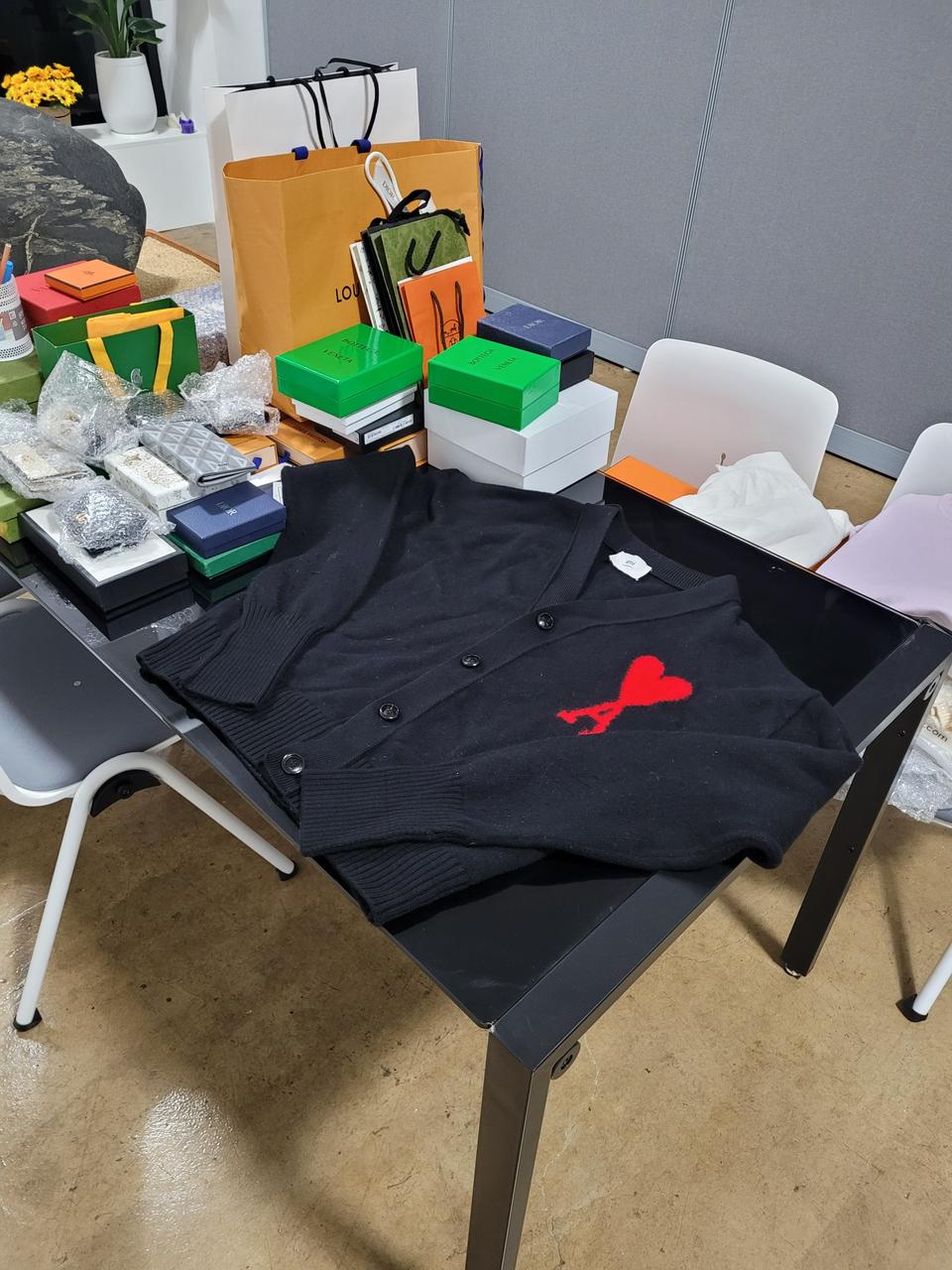 아미 인타르시아 가디건