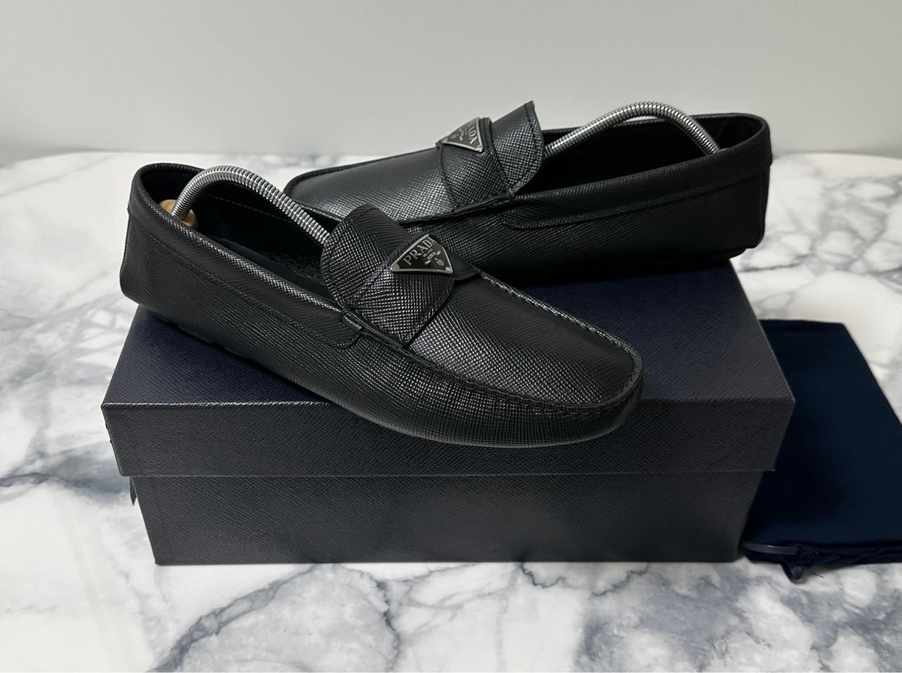 [7.5] 프라다 남성 사피아노 로퍼 구두 (1회착용)