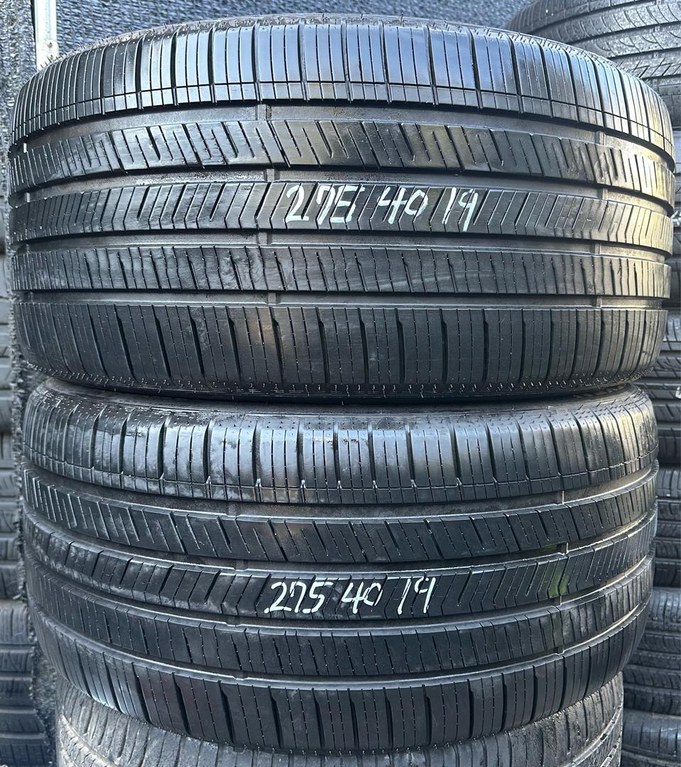 275 40 19중고타이어2개2754019