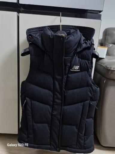 뉴발란스 패딩조끼 S