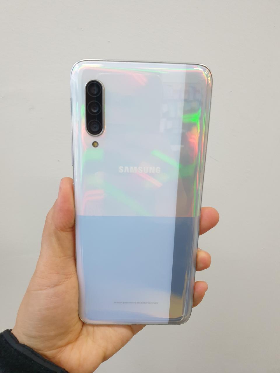 갤럭시 A90 128기가 화이트 74