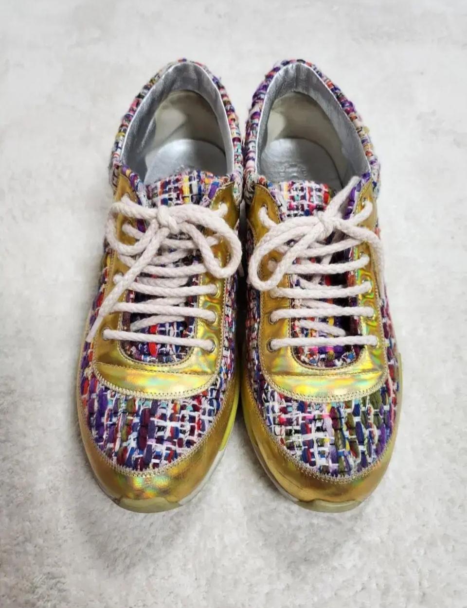 정품/샤넬 크루즈 스니커즈37.5/245