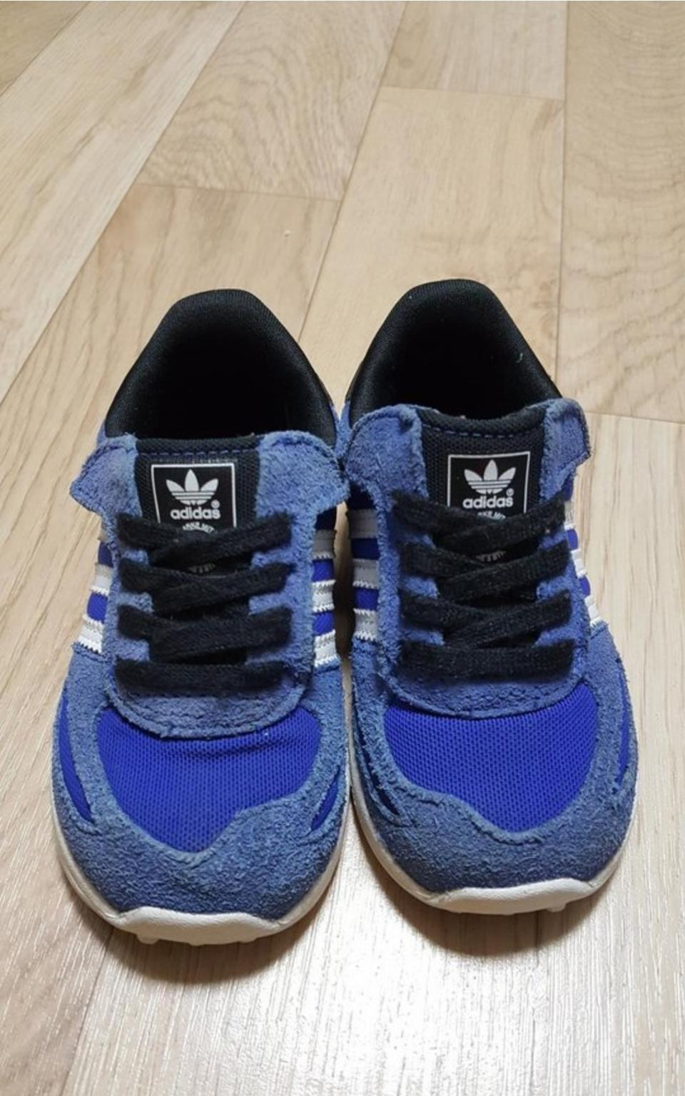 아디다스 유아신발 (130) 팝니다