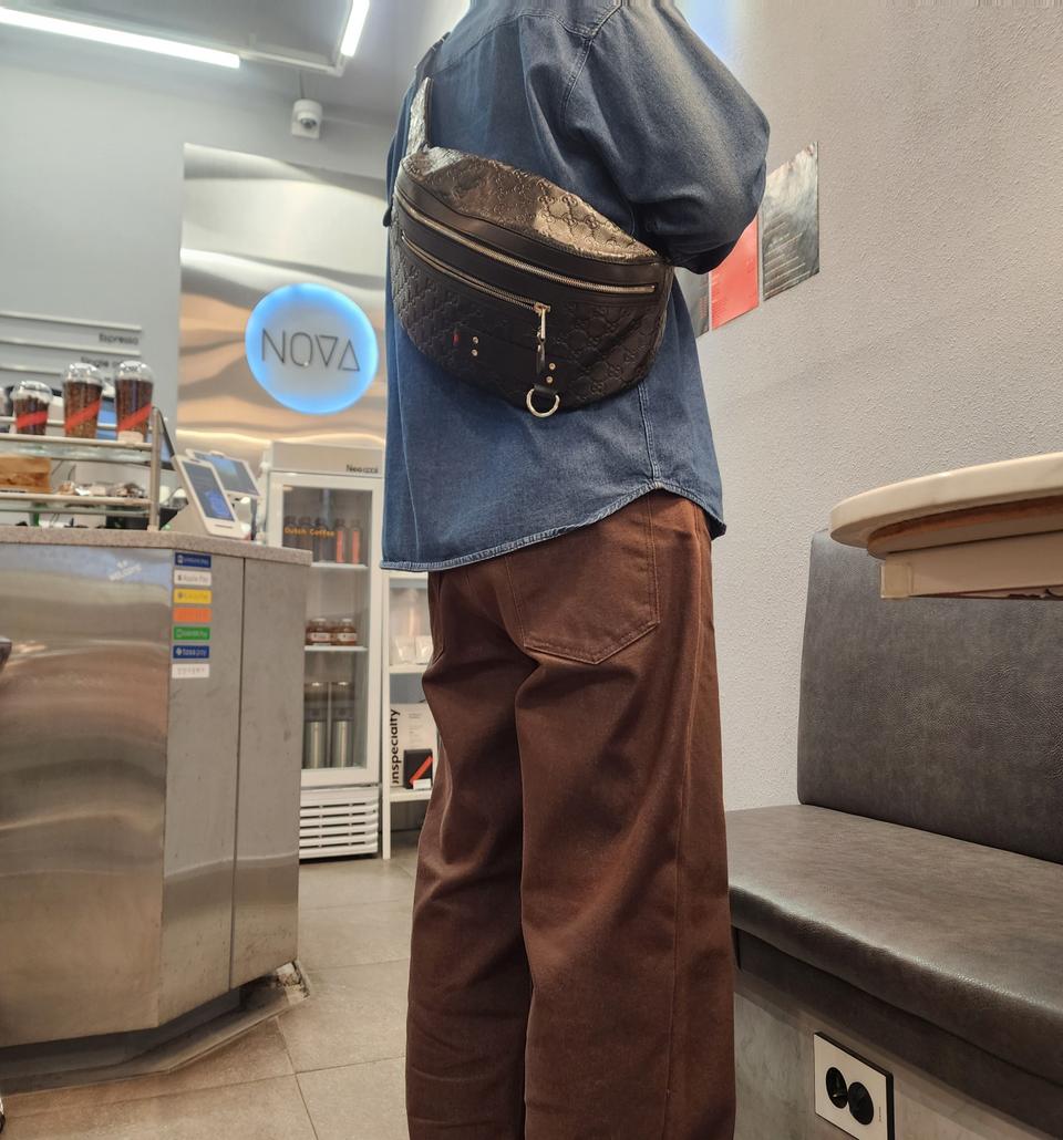 구찌 시마 레더 블랙 남성 크로스백/힙색