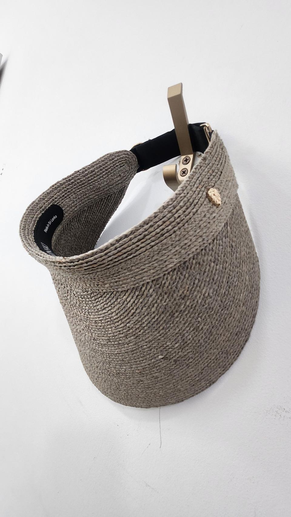 커스틴 모자에용