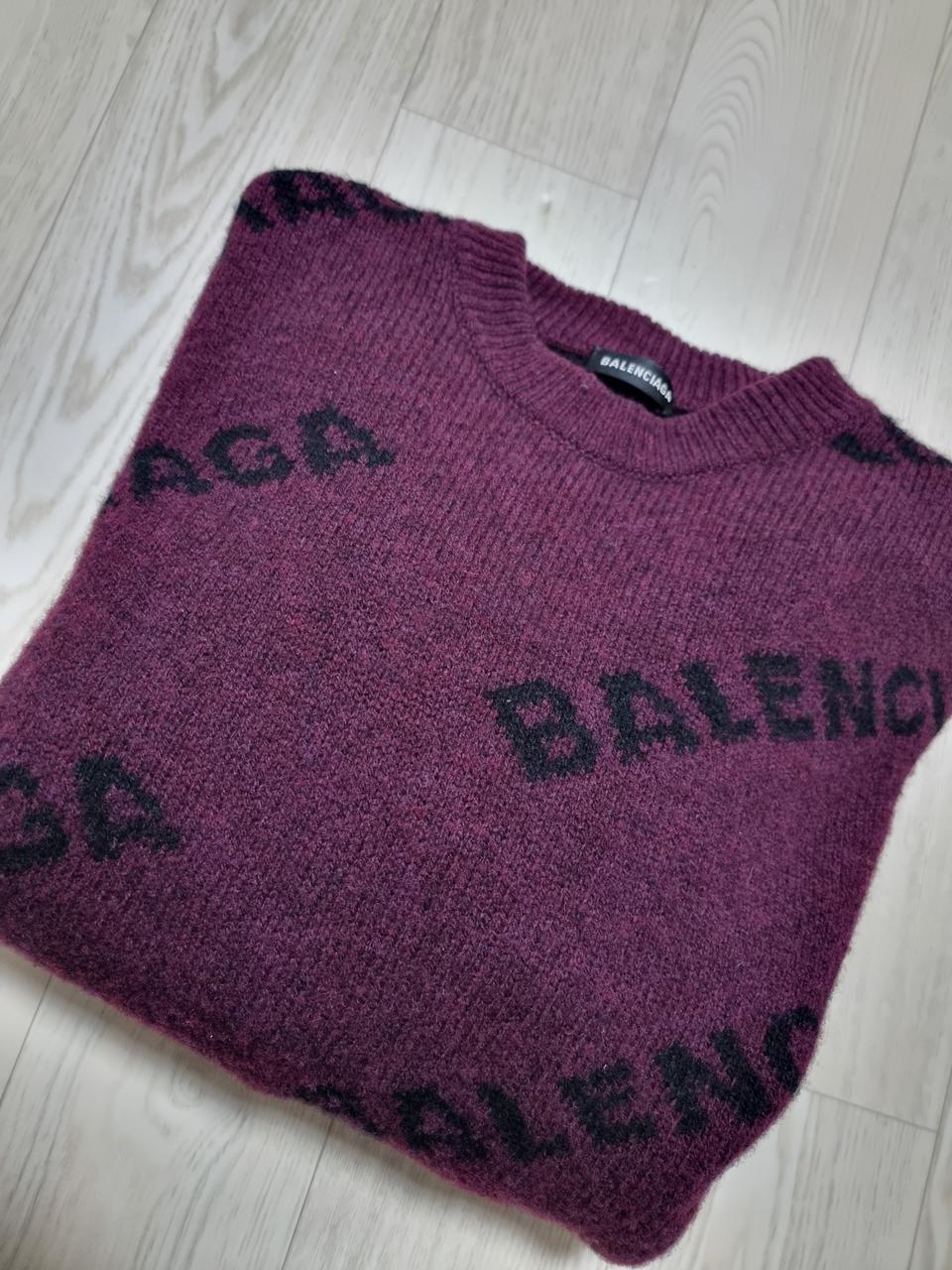 * 발렌시아가 모혼방 니트 100 사이즈