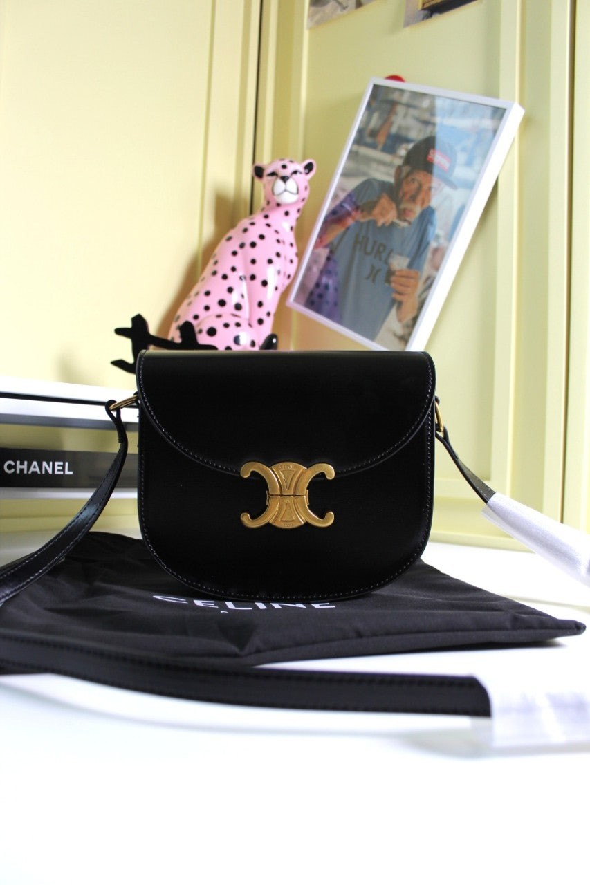 [새상품] 셀린느 틴 베사체 크로스 백