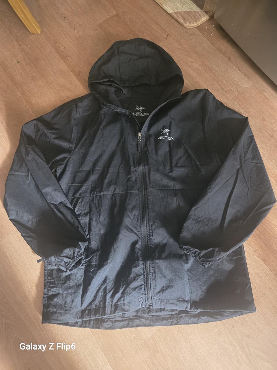 아크테릭스 바람막이잠바